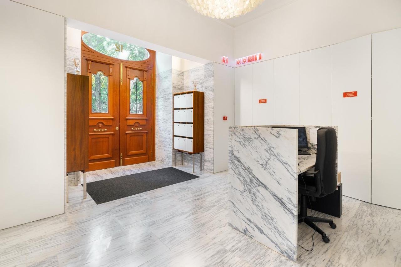 Whome | Av. Da Liberdade Deluxe Apartment W/ S-Pool, Gym & Parking Lisboa Ngoại thất bức ảnh